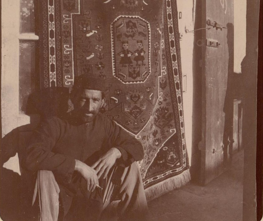 14/ Here are some local Baku residents from the early 20th century. Photos: Baron Joseph de Baye
