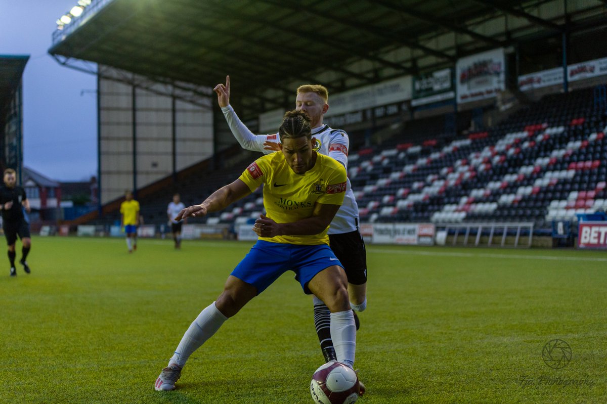 617_photography's tweet photo. A few 1st half images from @Widnes_FC v @ClitheroeFC @NonLeagueCrowd @NonLeaguePaper @WidnesFCSA https://t.co/ttr6mt7BWB