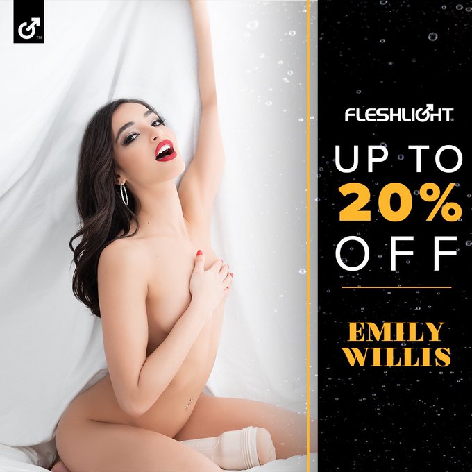 My @Fleshlight is on saleeee now's your chance to take me home 💜   https://t.co/DlJsk7oFlA https://t<a class="tags" href="/tag/fleshlight">@fleshlight</a>