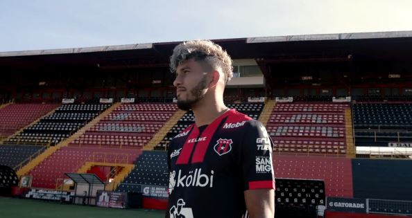 TeleticaTD7's tweet image. Johan Venegas es nuevo jugador de Alajuelense- ow.ly/9xoA30rqaNS
