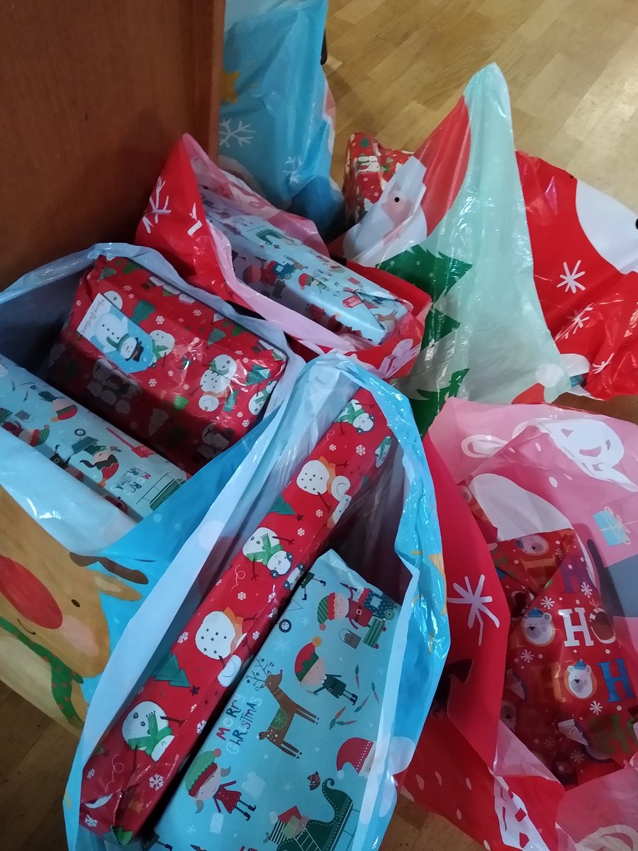 Happy Boxing Day 🎁 Hope everyone had a lovely Christmas day. 

We want to thank <a href="/salvationarmyuk/">The Salvation Army</a> and <a href="/Vine_CC/">The Vine CC</a> for making our Christmas Blessing Boxes that much more special by donating toys and essential items to our participants.