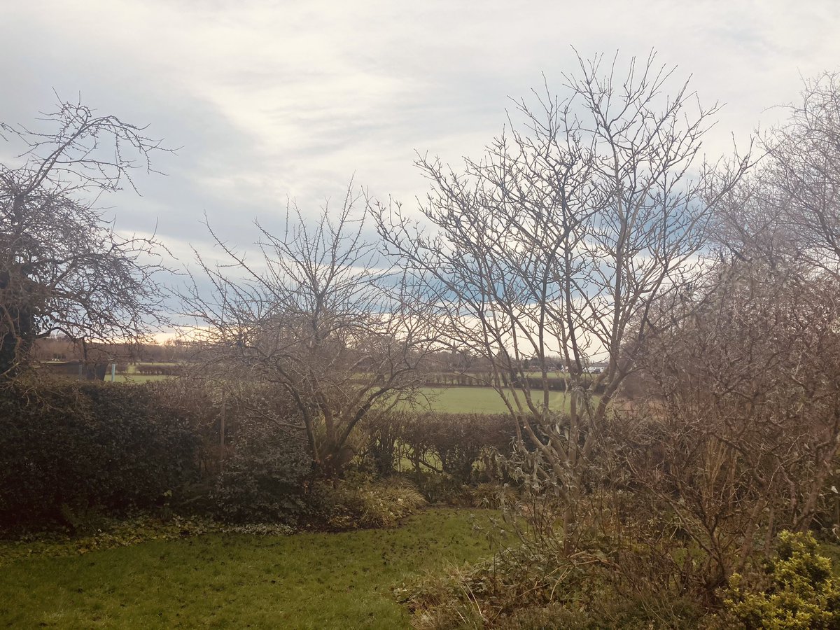MancVsFood's tweet photo. Been so nice spending some quality time with mum and dad in their new home. When I grow up, I want to live in the countryside and have a stream at the bottom of the garden ❤️ #peckhamspring https://t.co/gKxS6ZtgEH