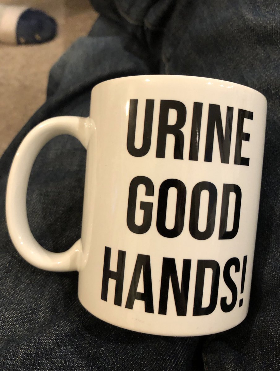 david_thurtle's tweet image. Belated Happy Christmas to all. 🎉

New mug for clinic... 

#UroSoMe #punderful