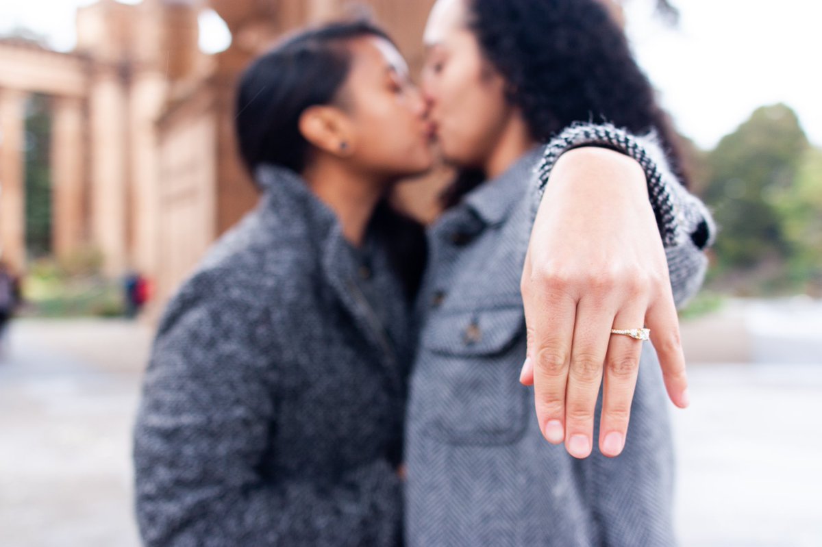 juhnuhelle's tweet photo. I proposed to the love of my life on Christmas ❤️ https://t.co/r6W1xNQUG5