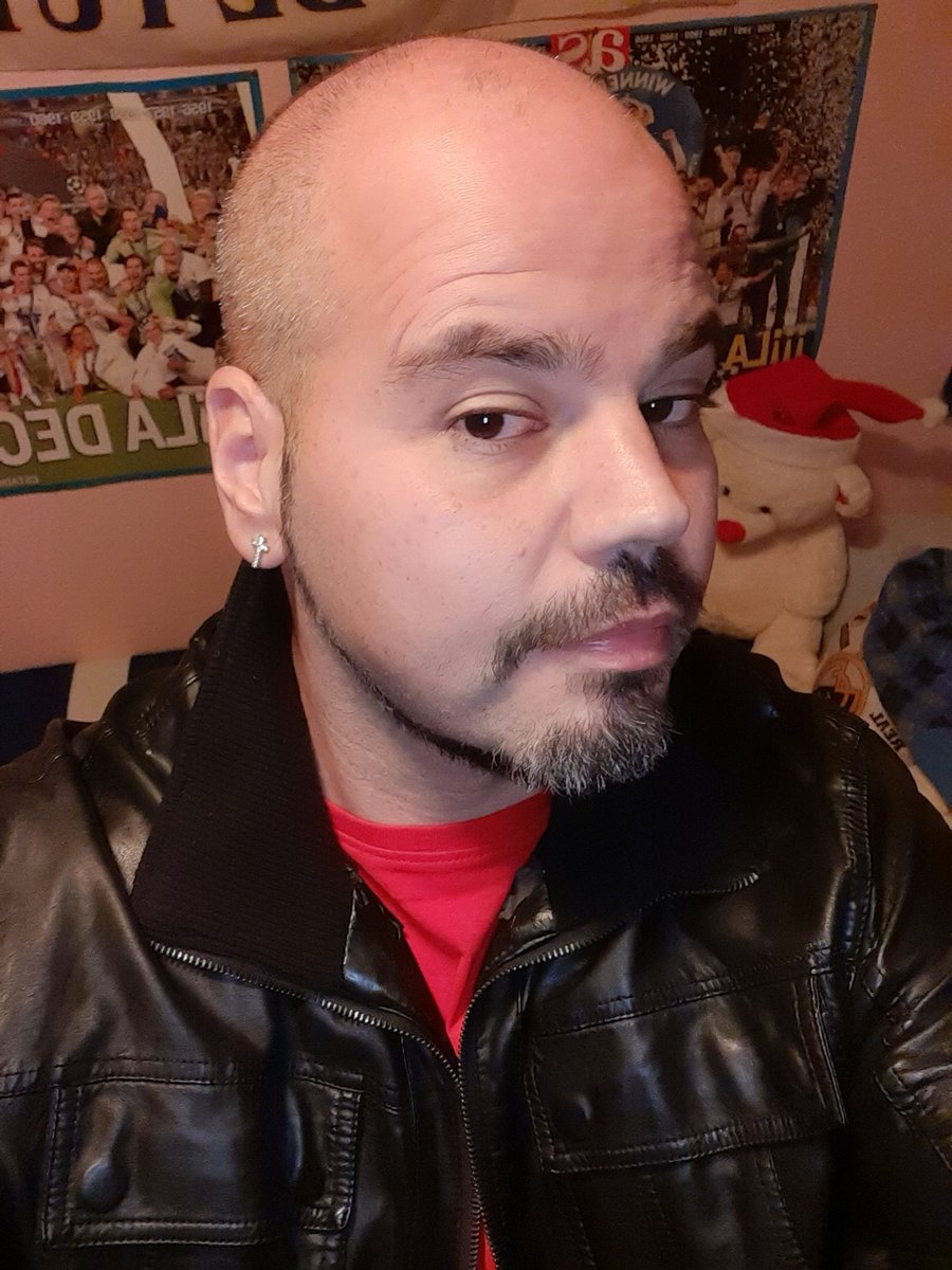 Elio301277's tweet photo. Fotos de ayer, me puse guapo para ver a mi amor ❤️ #amor #angel #beso #kiss #sisepuede #teamo #tieneslallavedemicorazon #nevering #sueños #luchar #novalellorar #yanolloromas #valiente #fuerte #fuerza #arriba #Animo #LaVida #Córdoba #Andalucía #España https://t.co/F2fK1pZKTg