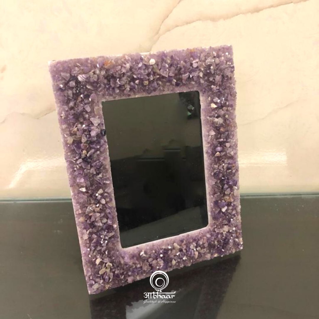 Abhaar_Gifting's tweet photo. #abhaar #napkinholder #amethyst #amethystcrystal #amethystphotoframe #chennai #homedecor #instalike https://t.co/Dqasd0jIc3
