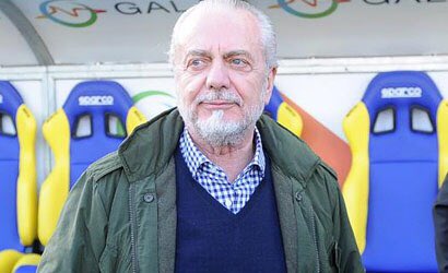 🆘 Salgono a 13 i casi di positività al COVID-19 nel gruppo squadra del Frosinone Calcio. 🆘

La Società comunica, inoltre, di aver contattato Aurelio #DeLaurentiis per attivare tutte le procedure previste dal protocollo.

Un grande in bocca al lupo ai nostri ragazzi 💪🏻🦁
