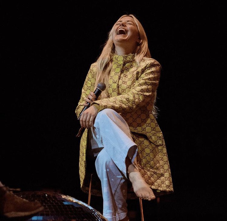 ashe as harry styles; a long thread