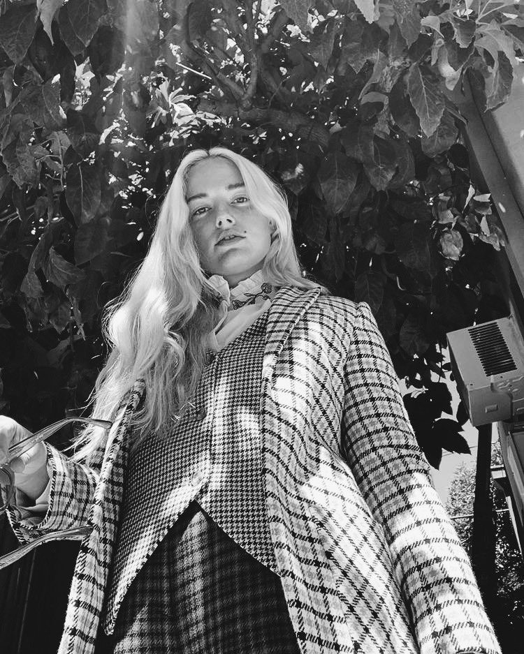 ashe as harry styles; a long thread