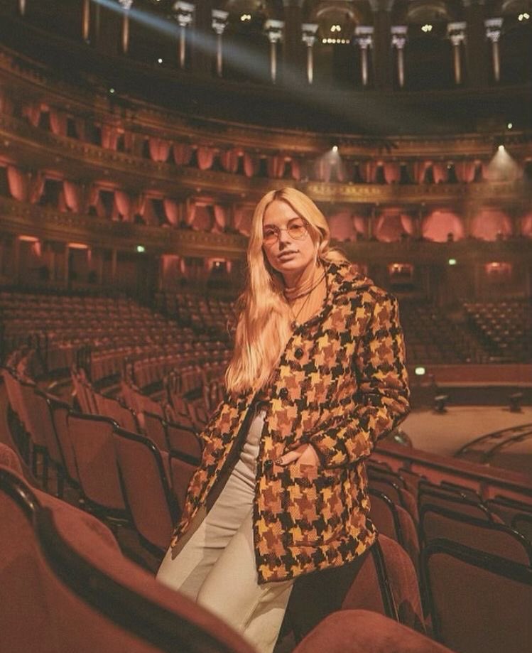 ashe as harry styles; a long thread