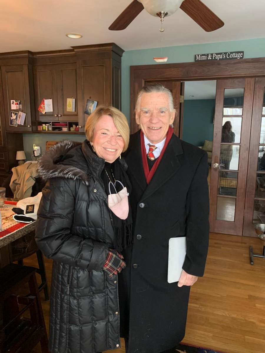 Mcs55Mcs's tweet photo. Wanted to send out a big THANK YOU to @FireLakewood in @LakewoodOhio Wed December 16th you responded to a 911 call placed by mother reporting my father's cardiac arrest. We were able to spend Christmas with him this year because of YOU! BEST PRESENT EVER. https://t.co/4YNb9pqwU7