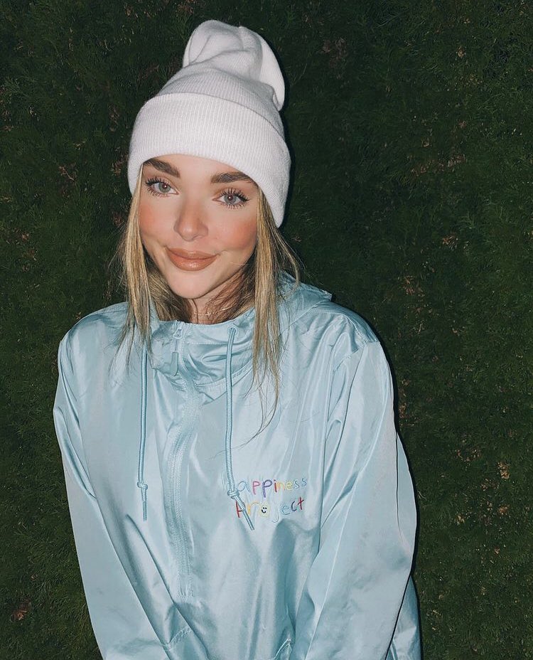 KENDALL AS KENDALLkendall nicole the only reason you’re kendall is for the name i am so sorry i’m about to put your picture next to kkvertes