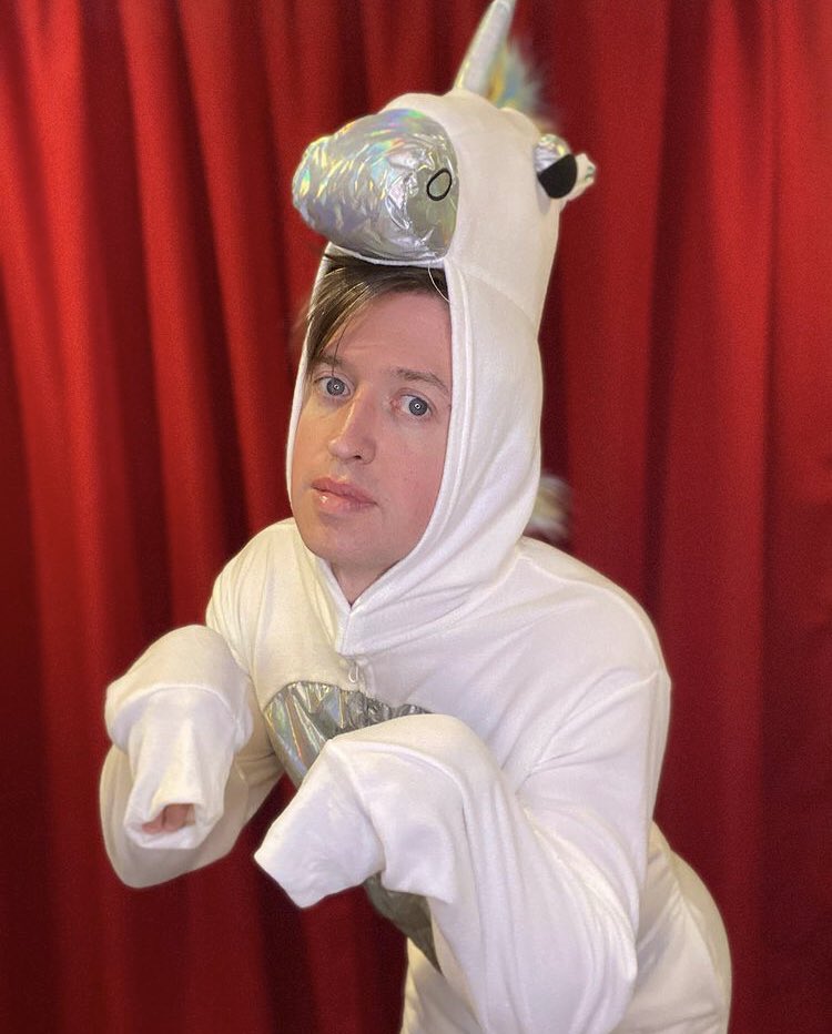 JON AS VIVI - always looks awkward and in pain