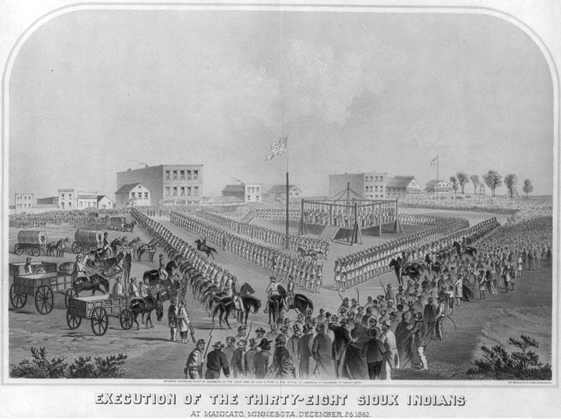 TheCivilWarDoc1's tweet photo. Today on December 26, 1862:  During the Civil War the U.S. Army executed 38 Dakota prisoners by hanging in Mankato, Minnesota while their entire families were imprisoned. It remains the largest mass execution in American history &amp; took place under Abraham Lincoln's presidency. https://t.co/fqFsNEfqDq