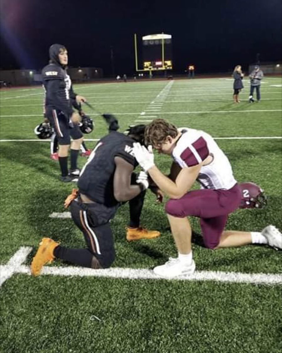 gsmitty02's tweet photo. I can’t even fathom what has happened. To lose someone like you is unbearable. To play with and against you was always special, but the bond we carried and those talks with you were the best. My heart is full. We might not be blood, but damnit I love you! Rest Easy Brother! https://t.co/9NssG2SlF4