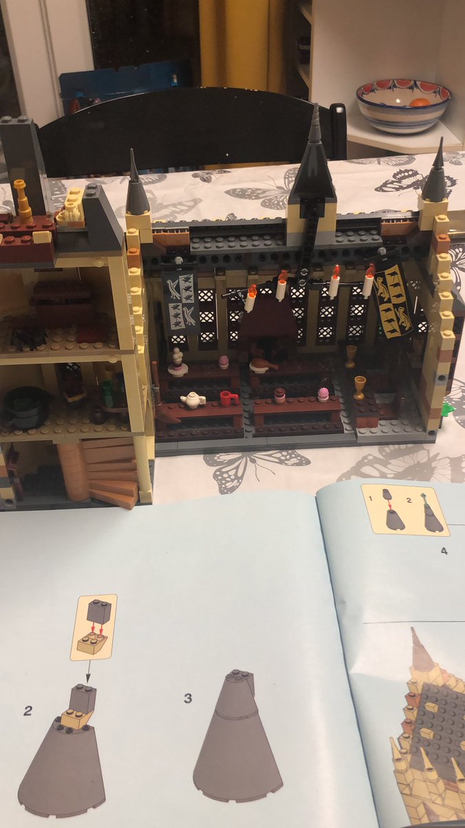 elb261's tweet image. #LEGOBuildDay