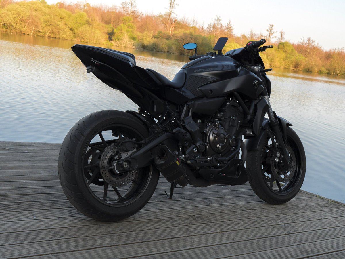 MenInBikeOffi's tweet photo. Exemple: MT07 2017 Tech Black, modifié : phare, support plaque, pot akra, ermax. J’ai vécu pas mal de chose avec elle   #MONTRETABRELE https://t.co/4HmmeFp9vZ