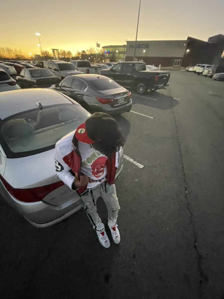 cxlebrityB's tweet photo. I’m Numba foe I’m quick to stress a h*e but I can’t bless a h*e🚫🆙
Yo old nigga spoiled you well get em back cause I can’t dress a h*e㊗️🌪 https://t.co/H4noXOF0e3