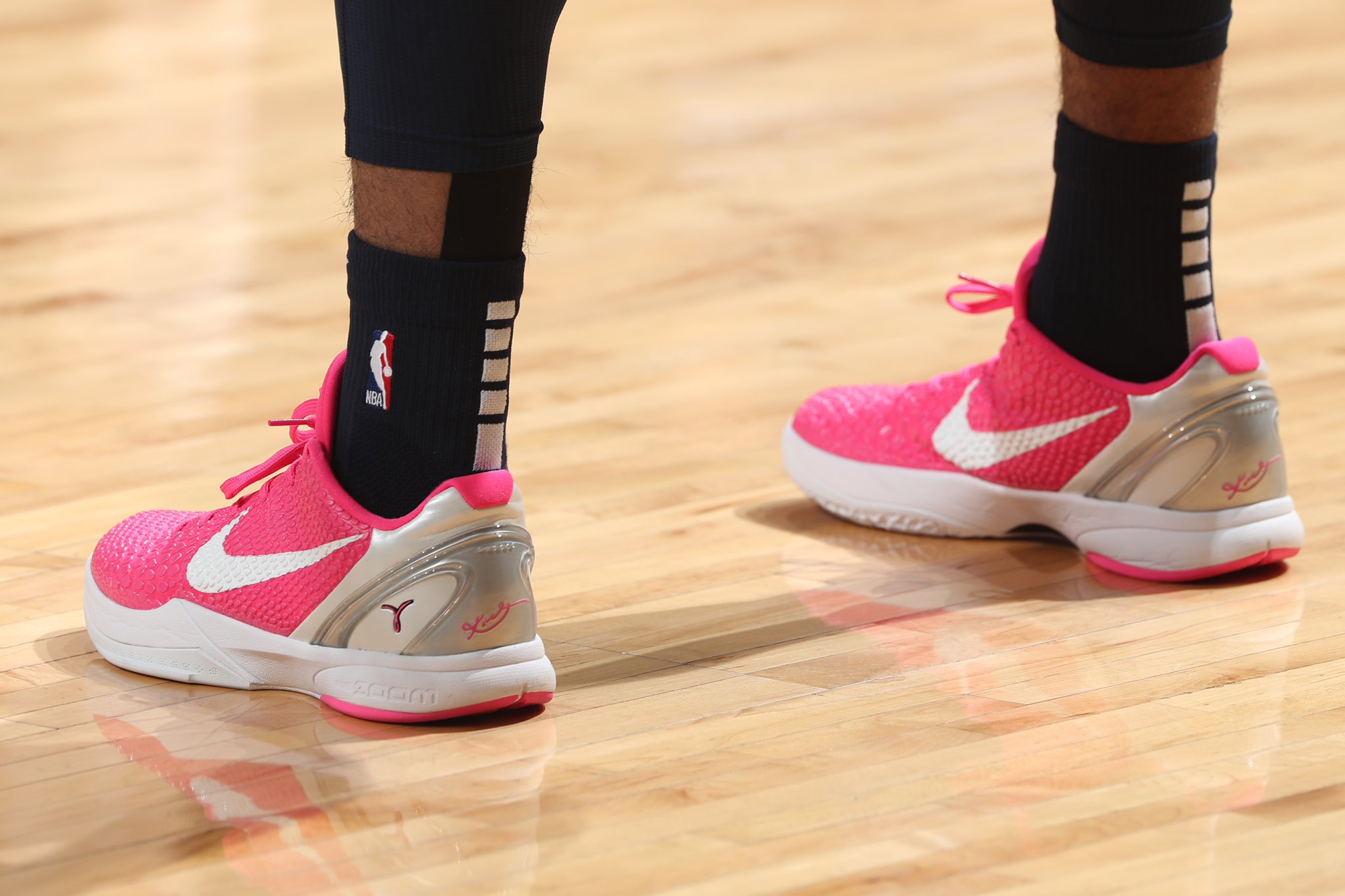 pink kobe 6s