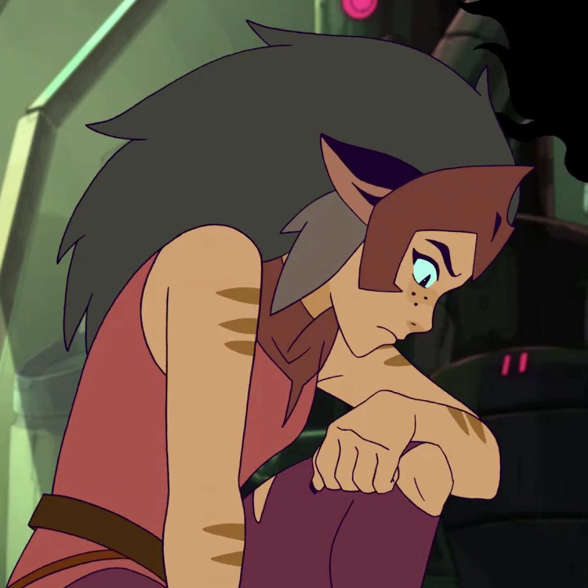 // she racomic catra as show catra; a thread