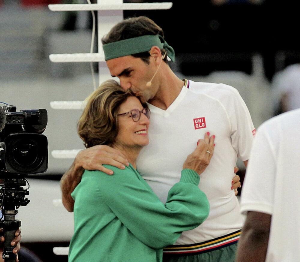 My  favorite pictures of  @rogerfederer in  ;A thread 