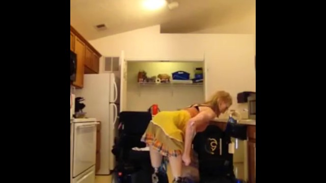 Fresh video on PornhubModels - get it while it's hot: https://t.co/X0SZpy0yQg https://t.co/wE2je4OYJ