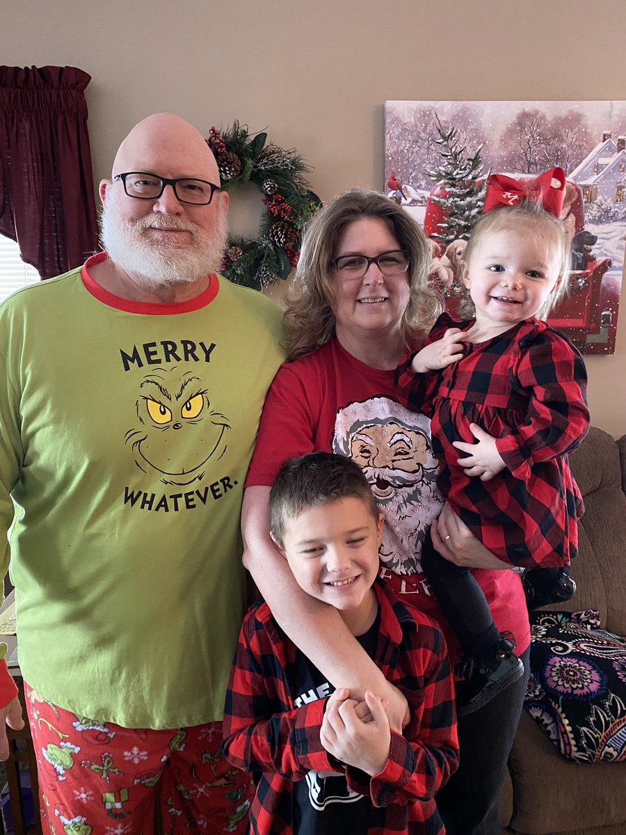 BigPappy_WETSU1's tweet photo. Got to see the grandkids! Great day! #feelingolder https://t.co/0ANBGb5tOv