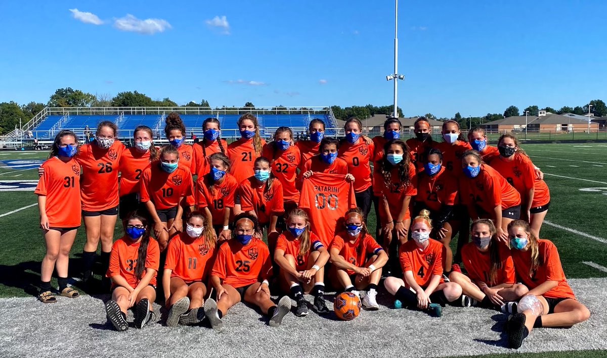 Heartbroken for <a href="/Ipatarini/">Izzy</a> &amp; her family on the loss of her father Mark.  Izzy was a rock for us despite COVID &amp; her dad's brave fight w/Leukemia. Was great to see Mark on Senior Day, then honor him again by wearing Orange on 9/19. Keep Izzy &amp; family in your thoughts &amp; prayers.