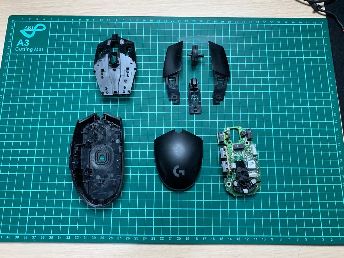 ItsJoshDesign's tweet photo. For next week I’m preparing another surprise ⭐️ 
I’m customizing a Logitech G203 🐀 for a Immortal 1 Valorant player @im_takke 🕹 Are you ready for the change ? 

#YouTube #VALORANT #LOL #RIOT #logitech #GamingMouse #gamer https://t.co/YZaDY6NpiA