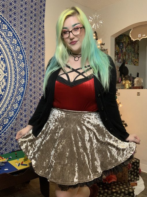 What&rsquo;s your favorite with glasses or with out glasses ? https://t.co/0ooGSoKO7X<a href="/tag/mvsales"class="tags"><span>#mvsales</span></a>