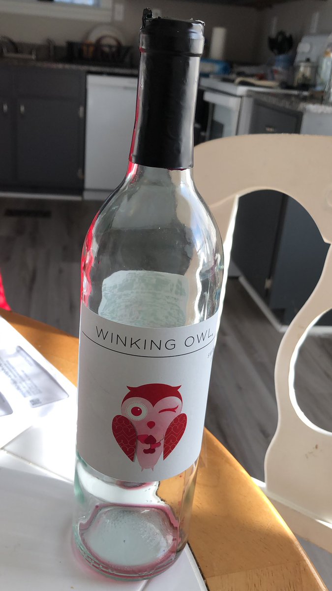 frozendiva1's tweet photo. Before &amp; after #winkingowl #wine drunk the whole bottle https://t.co/6HYf0ptPKK