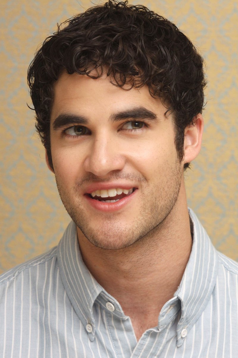 𝑫𝒂𝒓𝒓𝒆𝒏 𝑪𝒓𝒊𝒔𝒔 𝒂𝒔 𝑷𝒓𝒊𝒏𝒄𝒆 𝑬𝒓𝒊𝒄 — 𝑨 𝒕𝒉𝒓𝒆𝒂𝒅