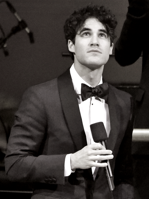 𝑫𝒂𝒓𝒓𝒆𝒏 𝑪𝒓𝒊𝒔𝒔 𝒂𝒔 𝑷𝒓𝒊𝒏𝒄𝒆 𝑬𝒓𝒊𝒄 — 𝑨 𝒕𝒉𝒓𝒆𝒂𝒅