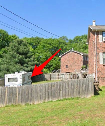  #NashvilleRV used seen here parked at the suspect’s property on Google Street View vs CCTV screen capture. Suspect identified as 63-year-old Anthony Quinn Warner (63) in Antioch, TN, located at 115 Bakertown Road.