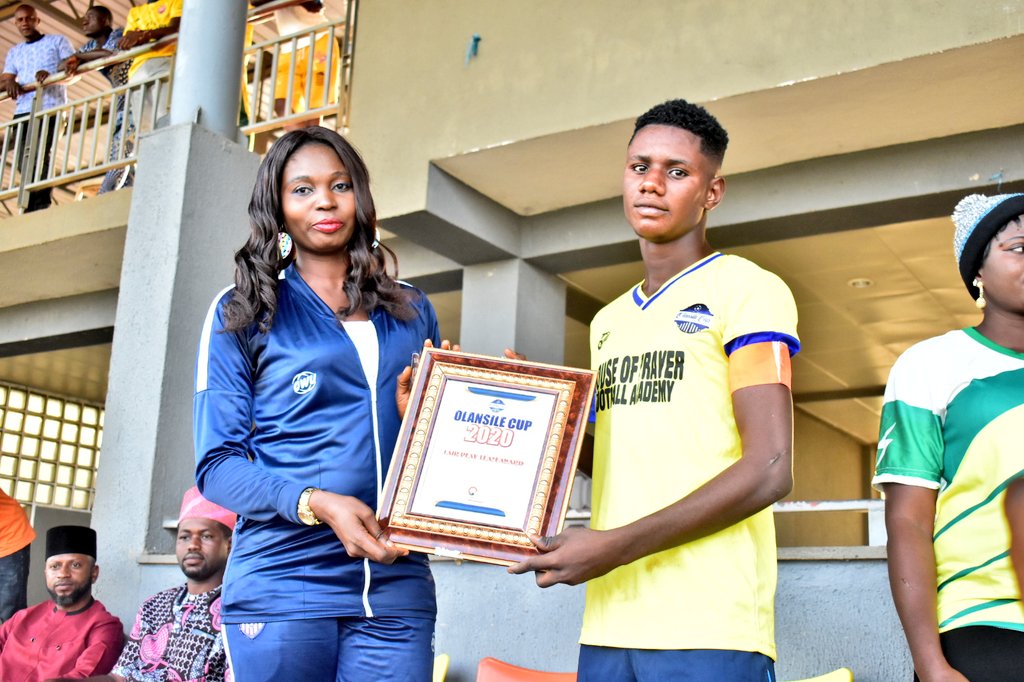 naijaparalifter's tweet photo. #OlansileCup20Final #U17
🏅 🏆 🏅 

📷 

@HouseOfPrayerF4 1-1 #TSI FA (2-3) PK

#MultipleOPlus

@Kindwale101 @raskytwitty @HonseyjMr @demosports84 @ipoola2013 @mekus102 @ShowgyConcept @OgaNlaMedia @StateofOsun @SundayDareSD @Olaomomummy4 @GrassrootSoccer @grassroot @StateofOsun https://t.co/aXbwS4fgQN