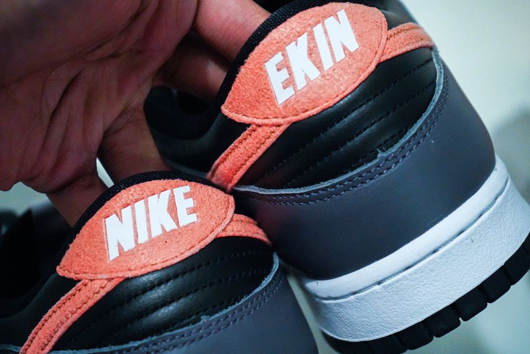 negar marxismo Derivar Complex Sneakers on Twitter: "F&amp;F Nike Dunk Lows for the 'EKIN' crew.  [📸: brintbenson / tarricknyc IG] A little background info on Nike's  coolest job: https://t.co/Swio89Ttnt https://t.co/AnulmvE2J0" / Twitter