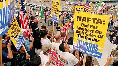 14/ Global trade changed. Specifically, the North American Free Trade Agreement (NAFTA) and China's entry into the World Trade Organization (WTO). These deals would architect how money, goods, and services would flow between borders for the next three decades.