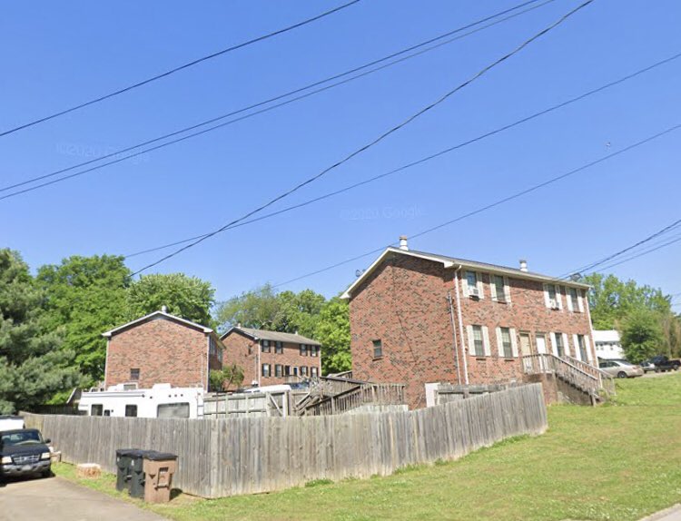  #NashvilleView from Google Street View of the suspect’s property and the RV parked at the rear of what appears to be an apartment complex/building. 2/2
