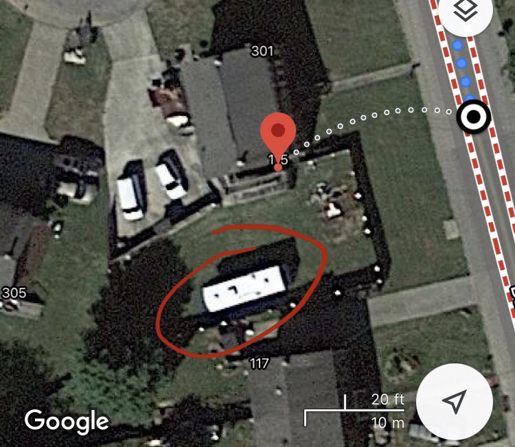  #NashvilleView from Google Street View of the suspect’s property and the RV parked at the rear of what appears to be an apartment complex/building. 2/2