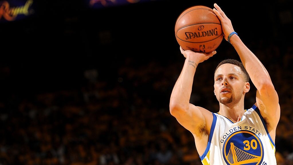 Stephen Curry Playoff Clutch Shooting Stats (15-19):Last 5 minutes, Score within 5:42.9 FG% (42/98)Last 2 minutes, Score within 3:35.0 FG% (14/40)