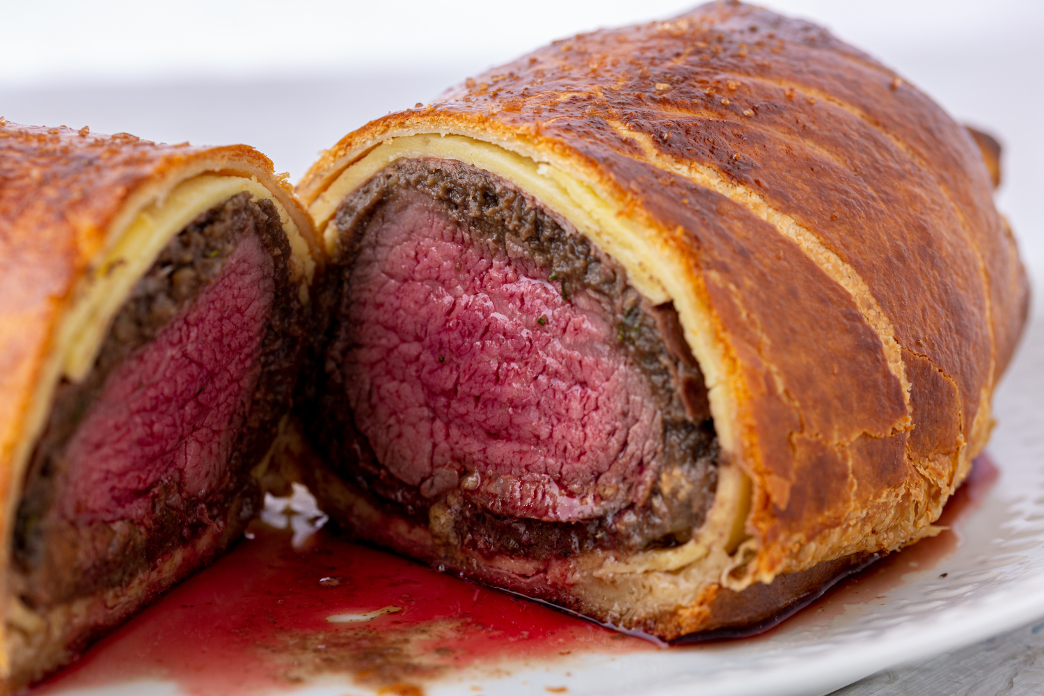 Masahito Sato ビーフウェリントンbeef Wellington 今年のクリスマスディナーメインディッシュ 息子作 英国料理 今年で3回目 本人曰く新レシピ 恒例になりそう 肉はシャトーブリアン 1ポンド60ドルだとか 早く切り過ぎた でも確かに今回のが Masahito Sato ビーフウェリントンbeef Wellington 今年のクリスマスディナーメインディッシュ 息子作 英国料理 今年で3回目 本人曰く新レシピ 恒例になりそう 肉はシャトーブリアン 1ポンド60ドルだとか 早く切り過ぎた でも確かに今回のが