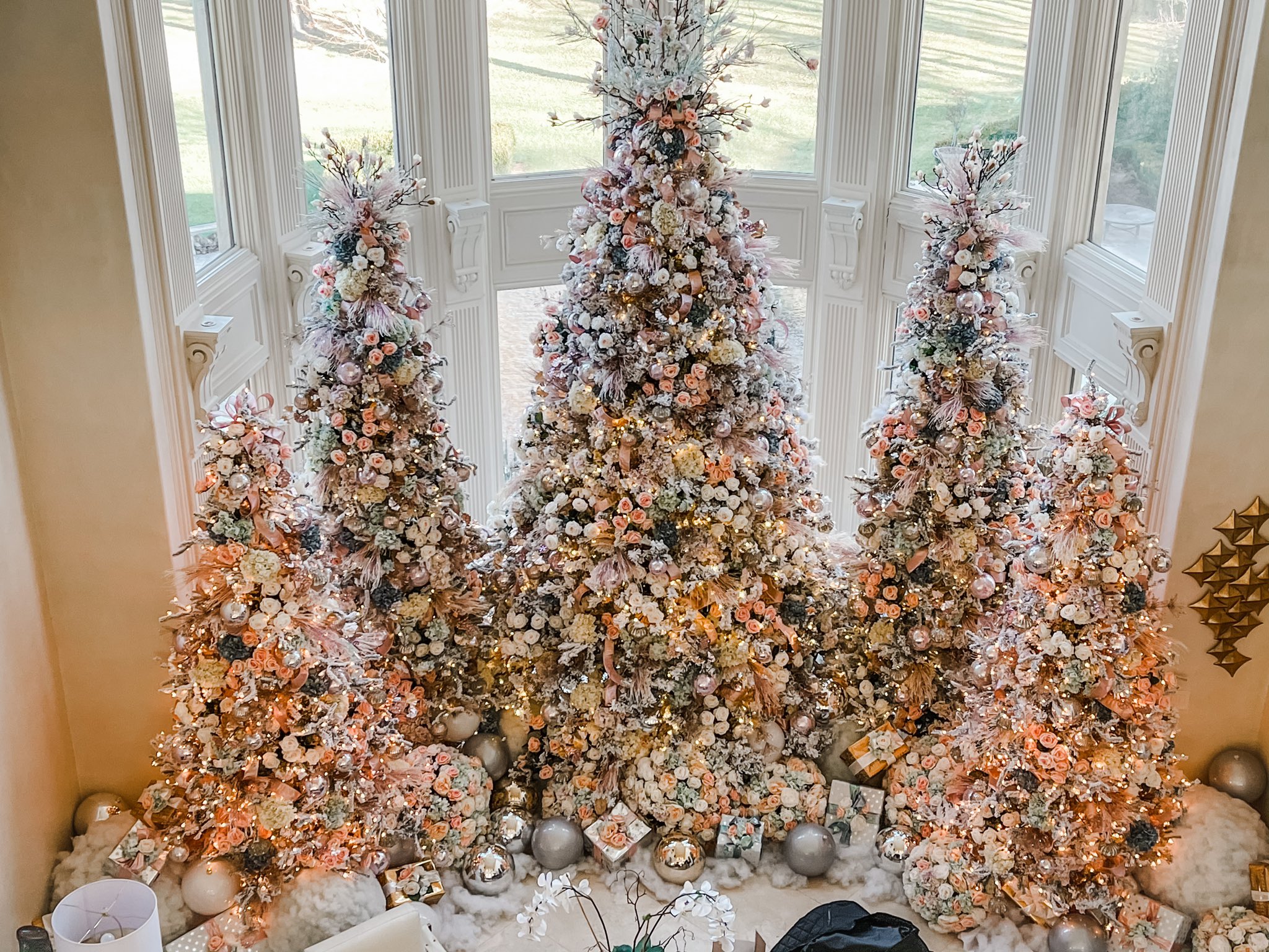 Cardi B Shows Off 'Beautiful' Christmas Decorations