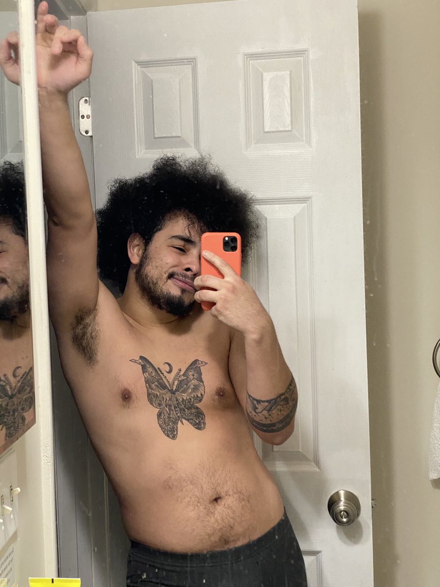 WJosefeeling's tweet photo. YESS IM THAT #Confident about my body because #MyBodyisMe #mybodystandup https://t.co/8q46cBuuuC