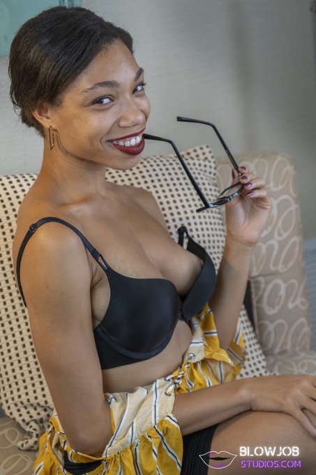 Blowjobstudios’s pics and videos