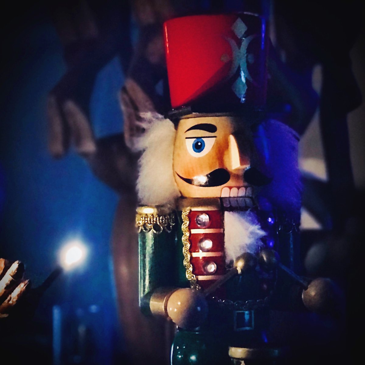 HartstoneKitney's tweet image. #HappyHolidays to our supporters &amp;amp; followers, and wishing you a bright 2021🎄🎁🥳🎉It's time to make @adlfringe plans - here is a link to check out all our shows! And you can watch our season from home with #BlackBoxLive #FringeGetsClassy 🌷 #HKPpresents adelaidefringe.com.au/fringetix?venu…