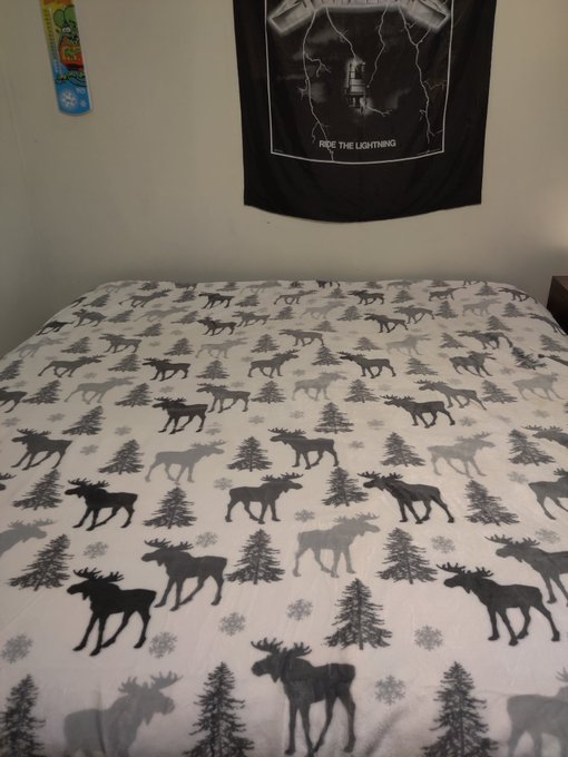 So excited for my new king size bed and beautiful soft blanket https://t.co/ZymgK4CsAP<a href="/tag/usedpanties"class="tags"><span>#usedpanties</span></a><a href="/tag/tipmenu"class="tags"><span>#tipmenu</span></a><a href="/tag/onlyfansgirl"class="tags"><span>#onlyfansgirl</span></a><a href="/tag/fansly"class="tags"><span>#fansly</span></a>