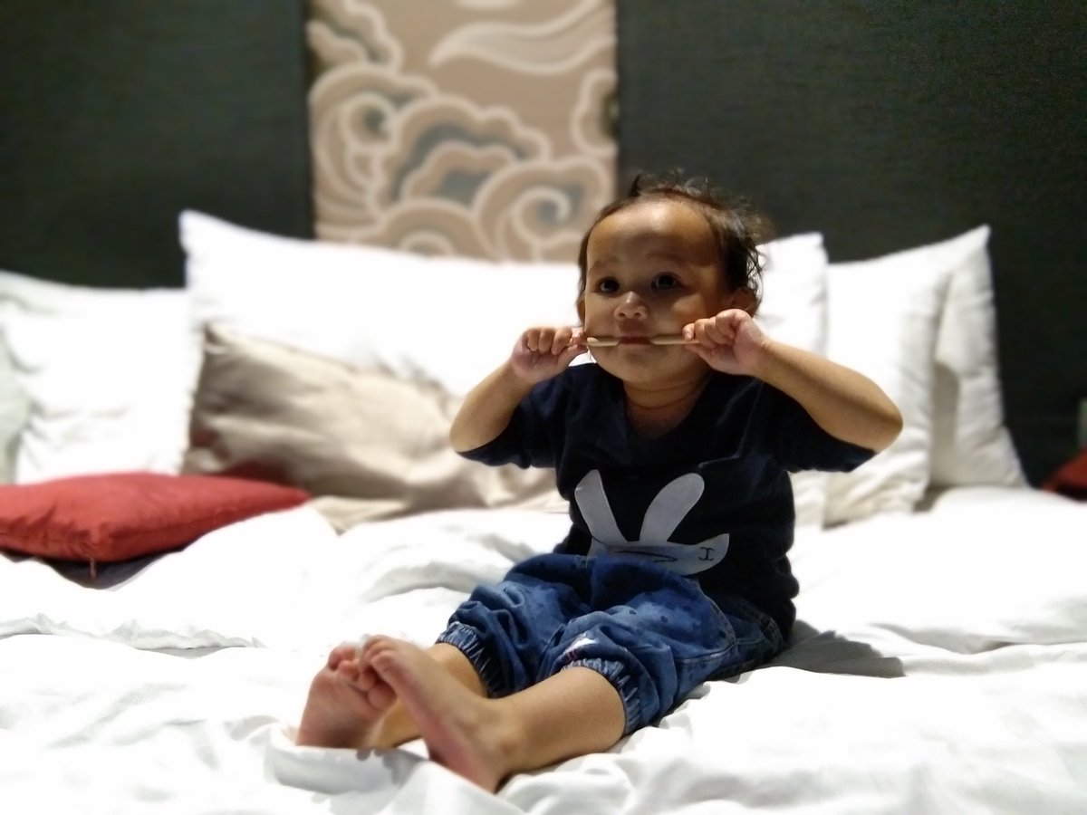 Selamat pagi ayah, bapak, papi, dady, babah, abi, mimik muka pasrah saat diserah mameh.. #ngobras #ngobrolwarasyusuf #quote #quoteoftheday #quotebapak #goodfather #goodhusband #curhatanlelaki