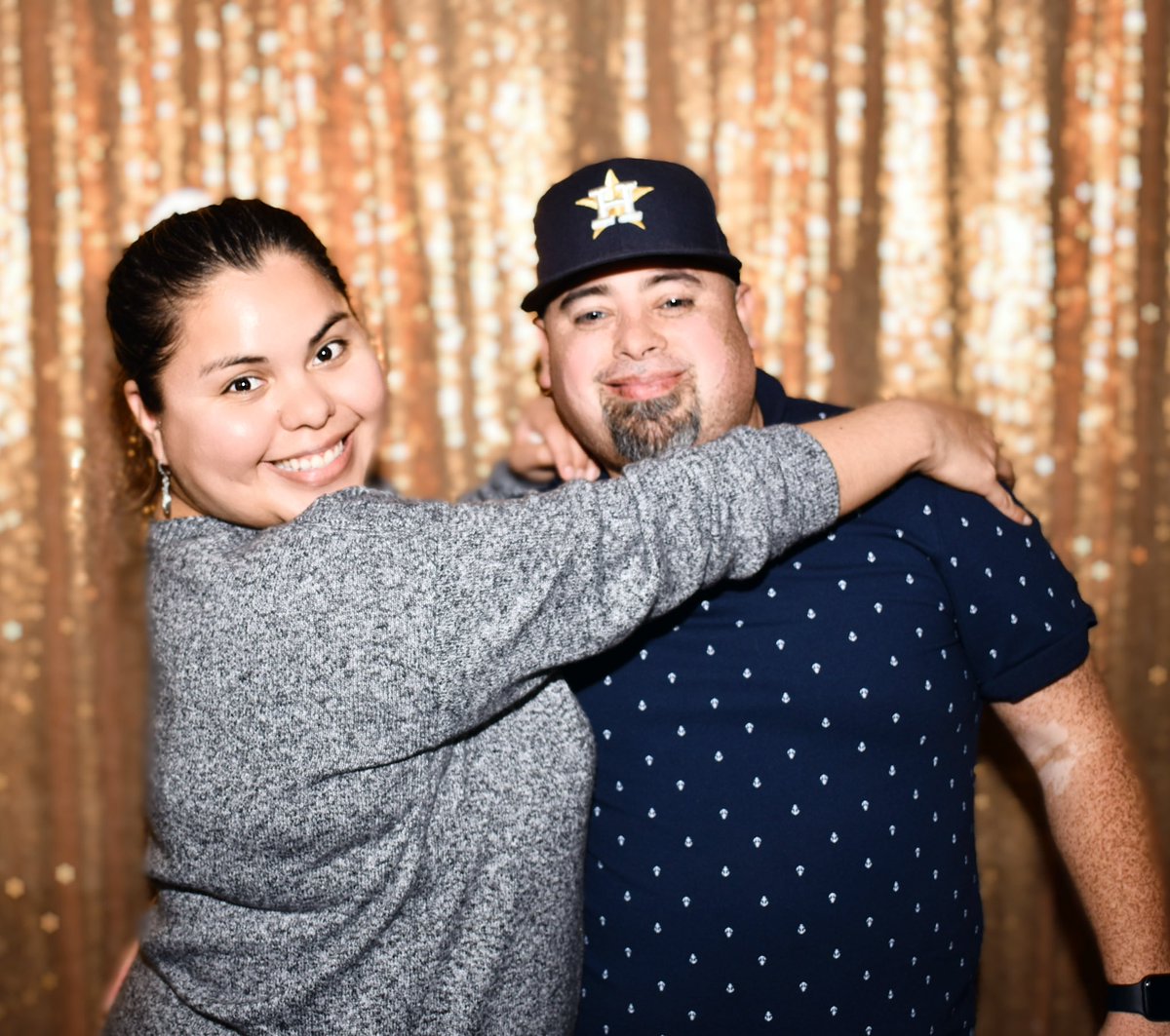 BoothCorpus's tweet image. Merry Christmas from our family to yours #TeamExtra !!! We’re definitely not your traditional bunch, but this is as real as it gets. 🎄✨

#CorpusChristiPhotoBooth
#TeamCCPhotoBooth
#TeamExtra
#Christmas2020
#FamilyOverEverything