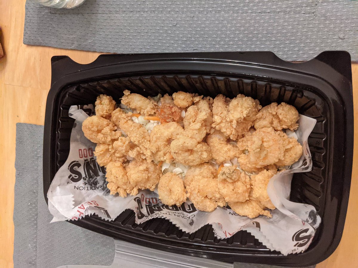 NOLAFoodieGuy's tweet photo. Don's Seafood in #themetrys - Onion rings, Zydeco Shrimp, Fried Shrimp, and Fried Oysters. https://t.co/VpNPq17XfK