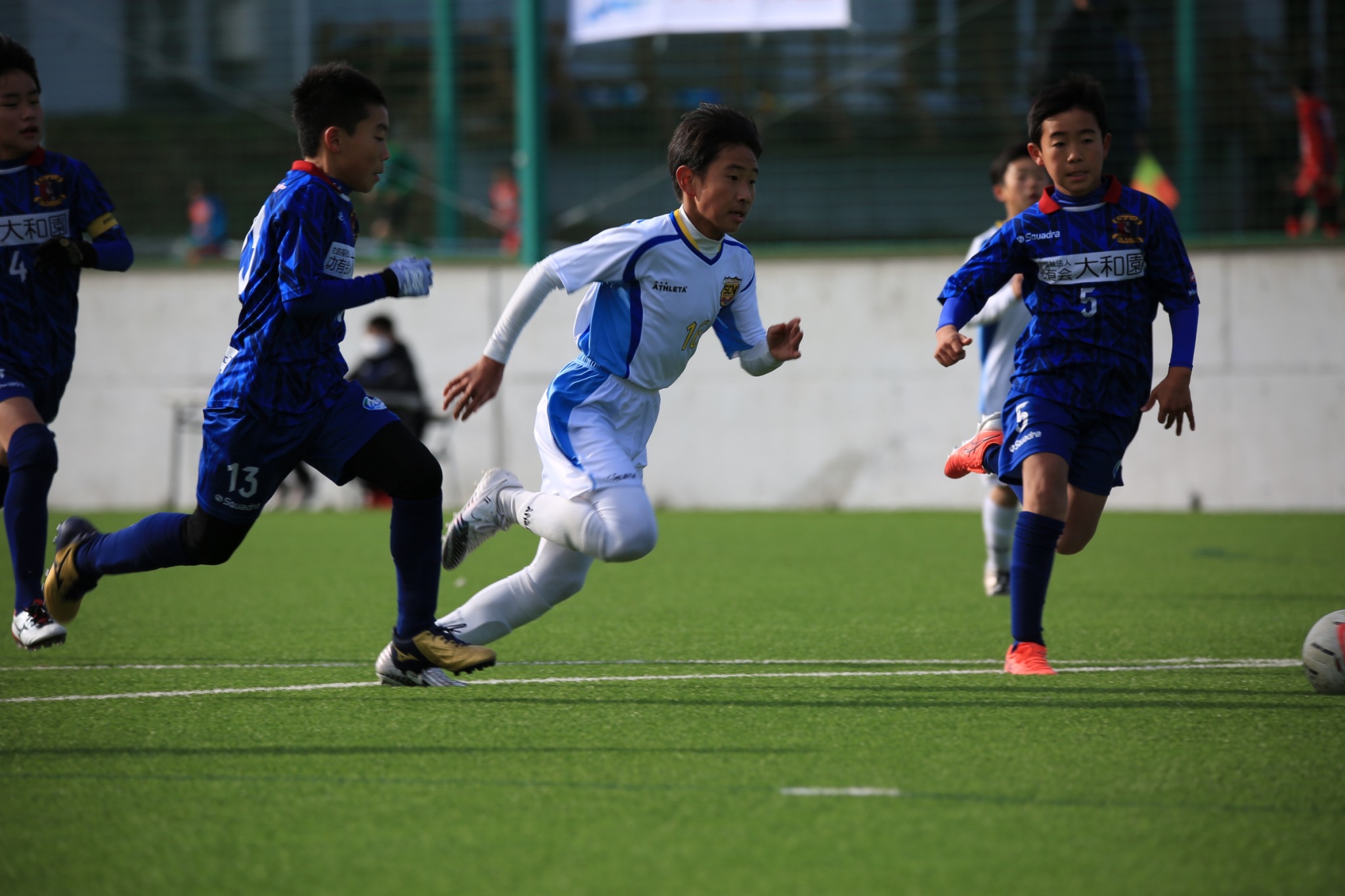 ジュニアサッカーワールドチャレンジ A Twitter 大会1日目 第1 第2試合が終了しました グループa モンテディオ山形ジュニア 1 2 センアーノ神戸 ジュニア 大和ハウスfutures 2 0 コラソン千葉 グループb 福島県トレセンu 12 3 1 フットボールクラブ大泉学園 奈良 ジュニアサッカーワールドチャレンジ A Twitter 大会1日目 第1 第2試合が終了しました グループa モンテディオ山形ジュニア 1 2 センアーノ神戸 ジュニア 大和ハウスfutures 2 0 コラソン千葉 グループb 福島県トレセンu 12 3 1 フットボールクラブ大泉学園 奈良